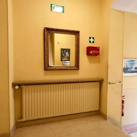 Walk - Free Connections Aparthotel Luxembourg