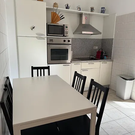 Walk - Free Connections Aparthotel