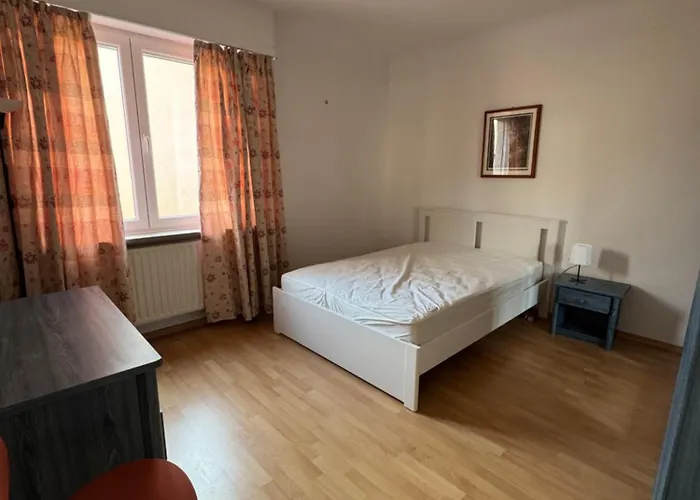 Walk - Free Connections *